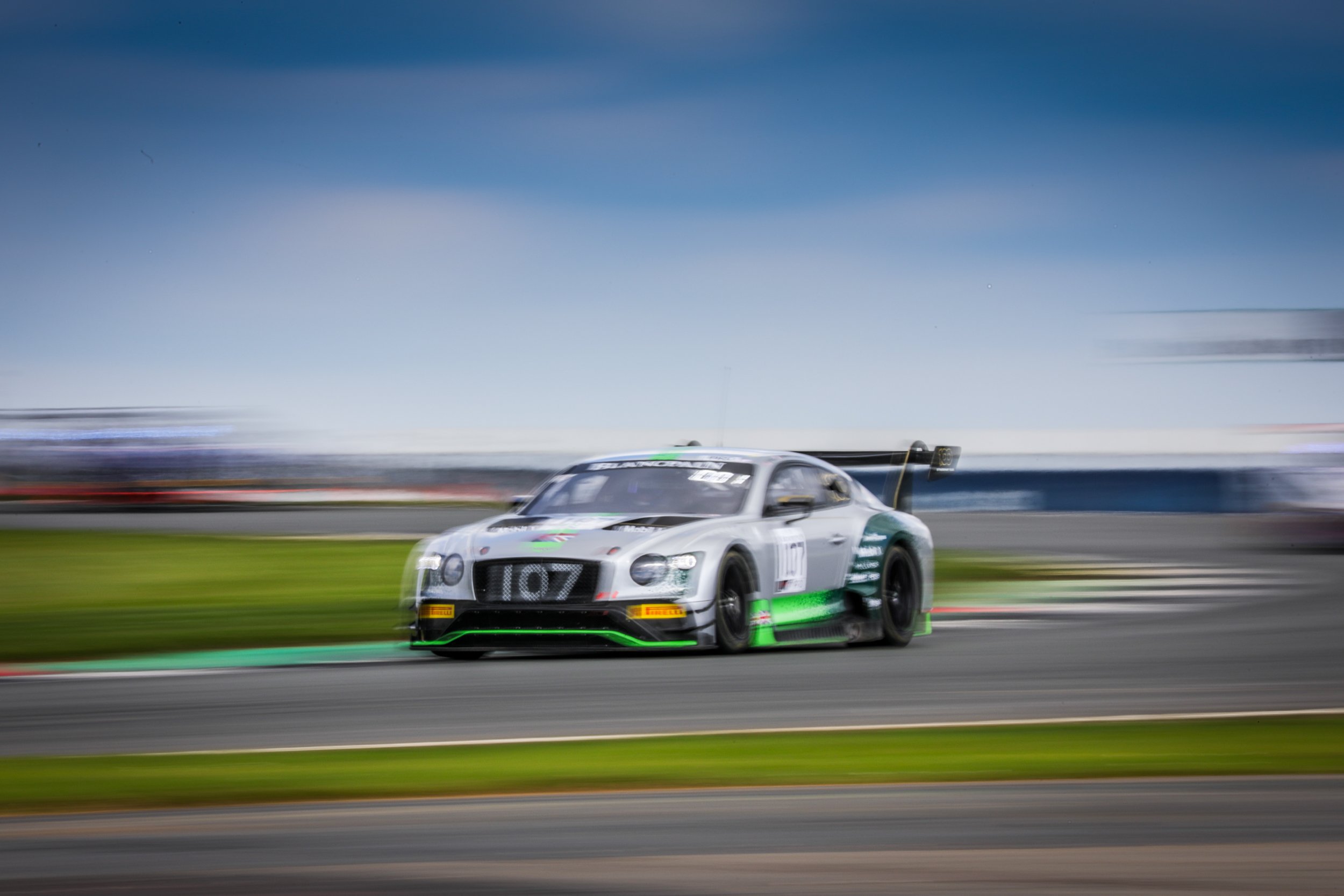 Bentley / Pepper Quickest In Practice At Silverstone (11.05.19)