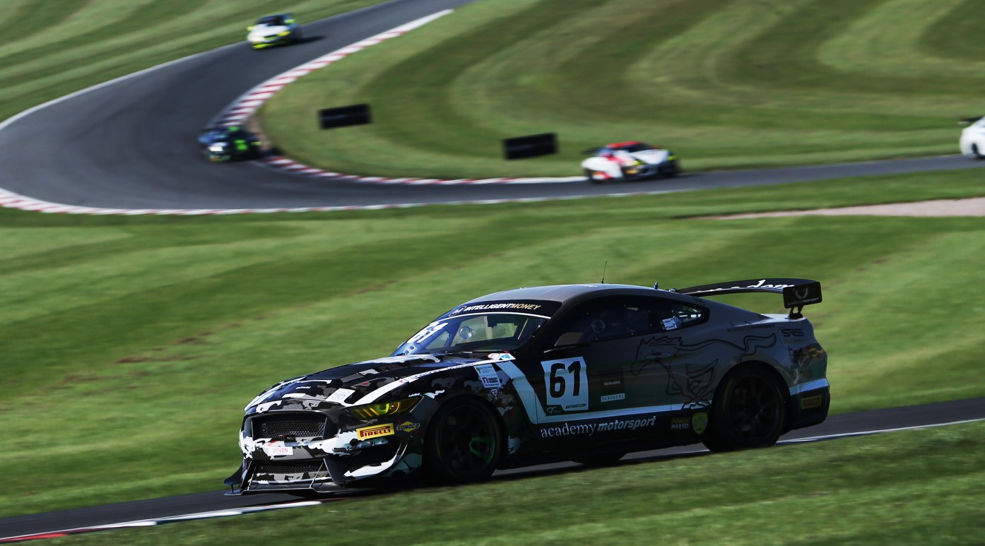 Cowley Rejoins Academy Motorsport For 2021 British GT Championship. (12.04.21)