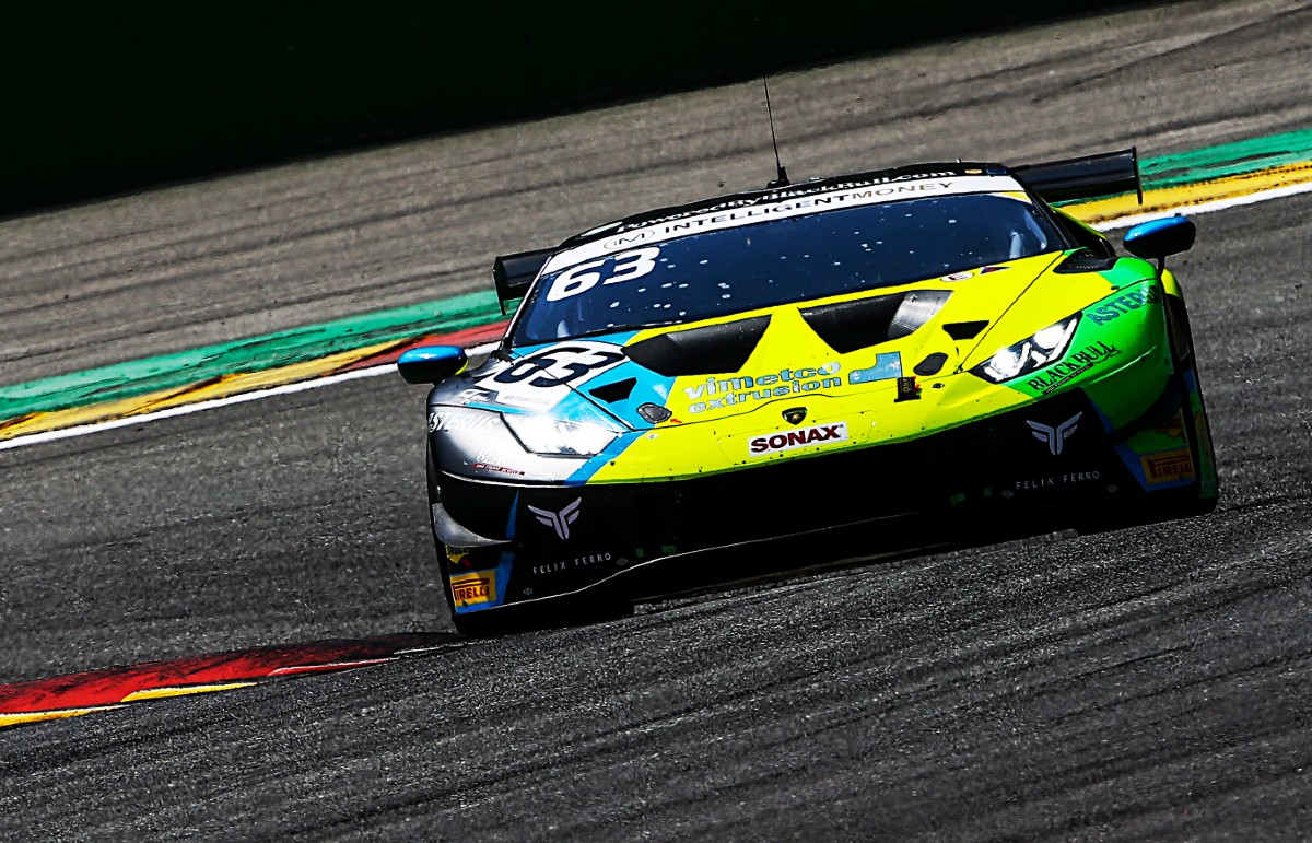Barwell’s Machitski and Lind win at Spa to take Championship lead