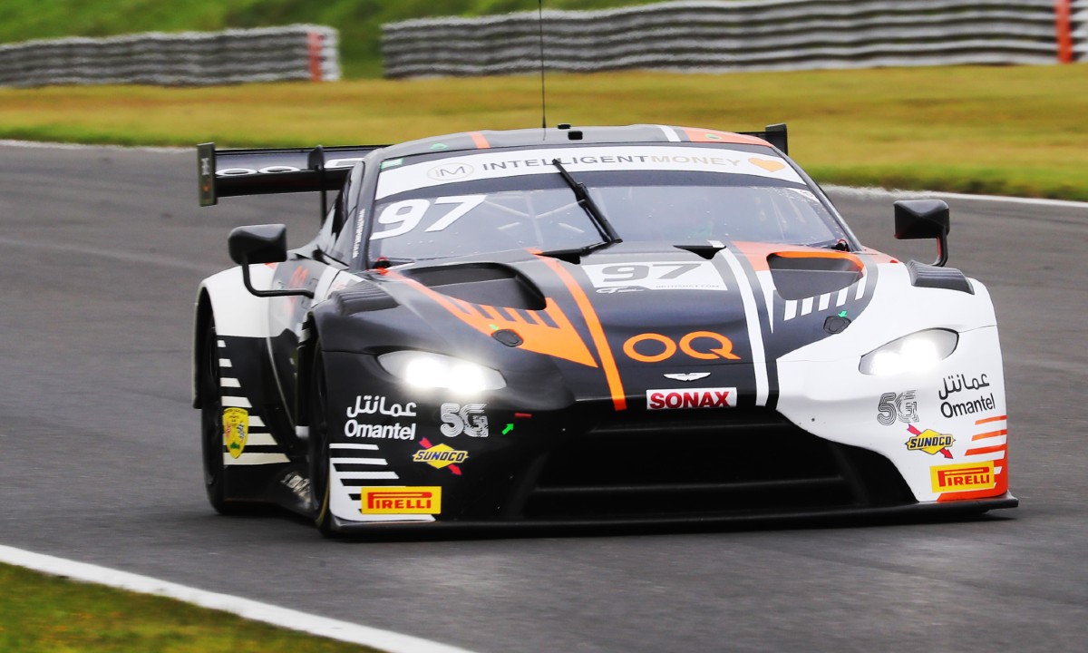 Al Harthy and Eastwood win British GT Race One at Snetterton