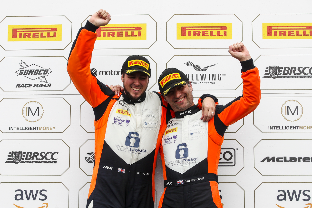 Topham and Turner return to British GT with Newbridge Motorsport