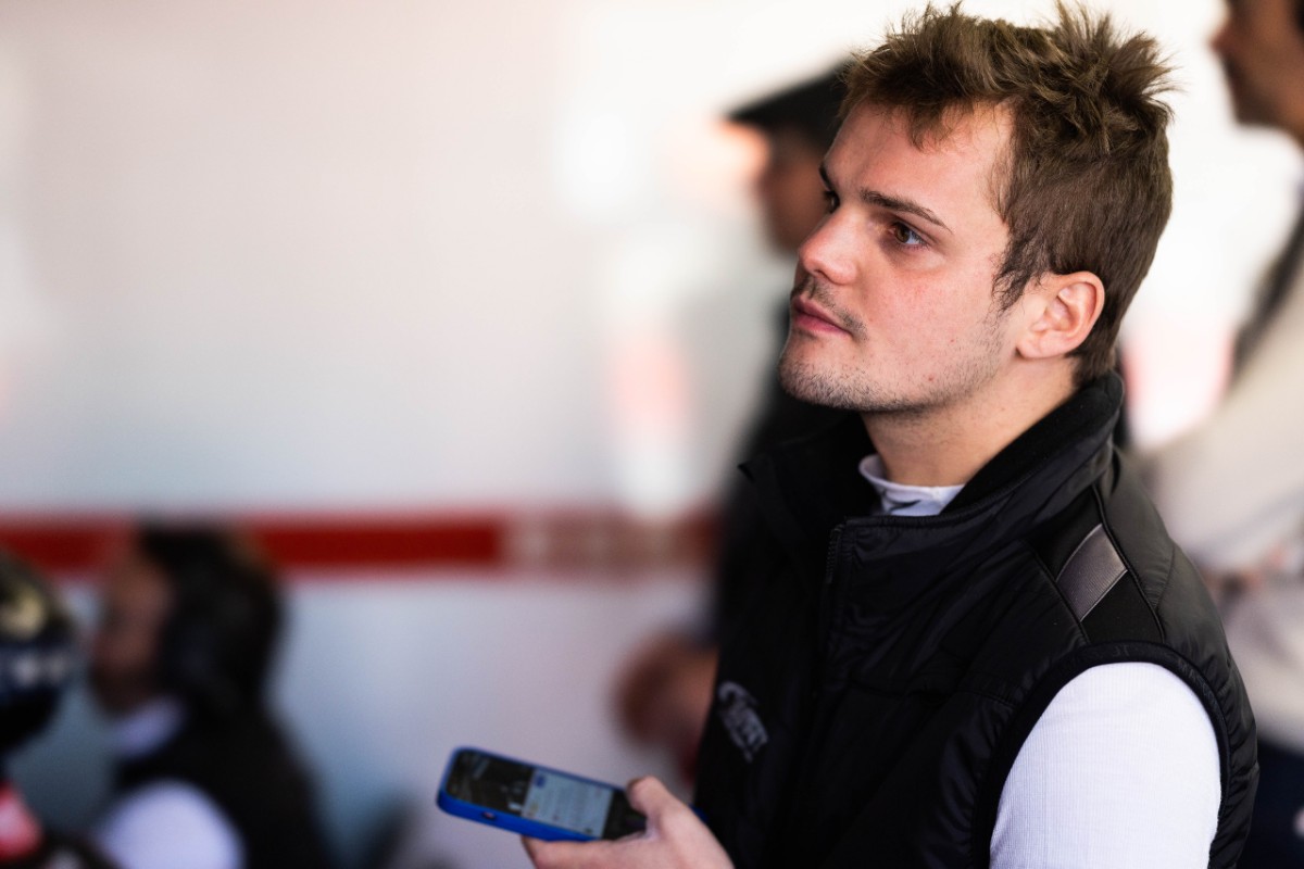 Dries Vanthoor and Charles Weerts Join BMW M Motorsport Factory Driver Line-Up for 2023