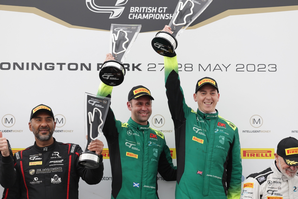 2 Seas’ Cottingham / Adam Win at Donington to lead GT3 standings