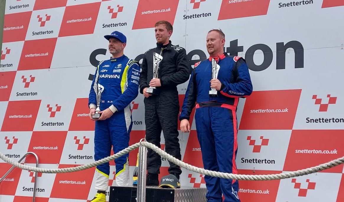 East Surrey College’s Wheeler Takes SMo Challenge class win and overall podium honours in opening race at Snetterton