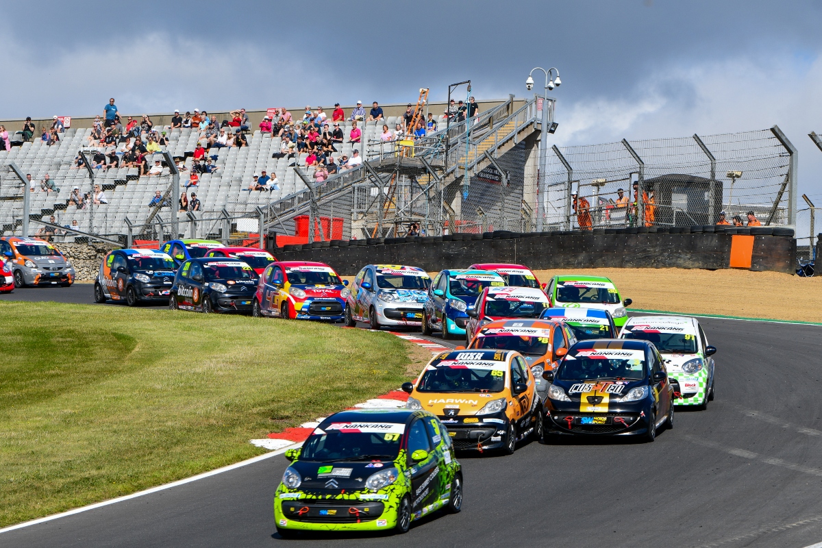 TNR’s Jepp maintains Student Motorsport Challenge Powered by Visual PR lead as East Surrey College’s Jack Wheeler moves to second in standings.