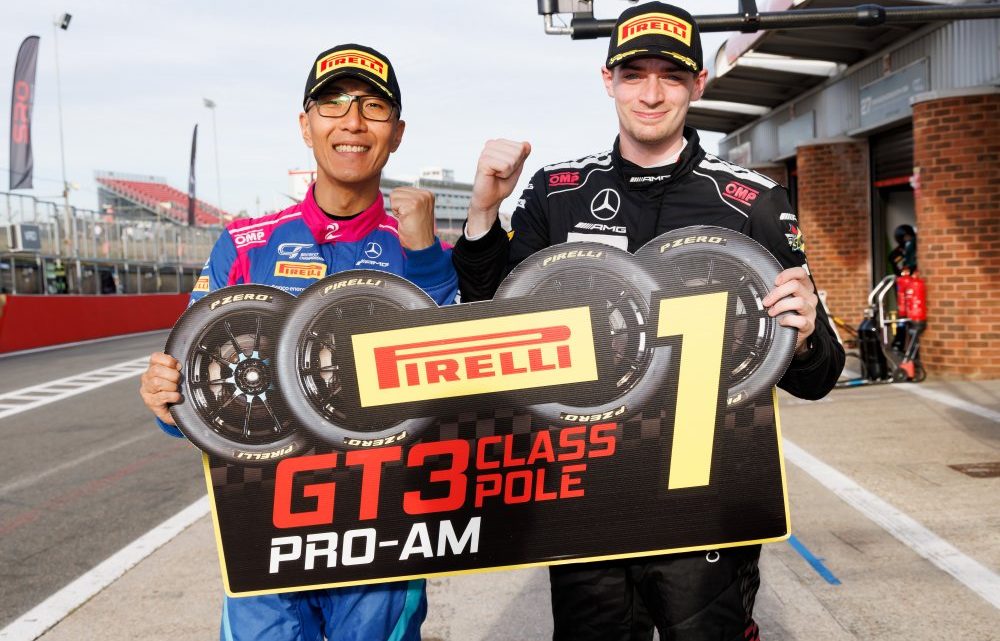 2 Seas / Tse / Lulham Secure Pole at Brands Hatch with Optimum on Pole in GT4
